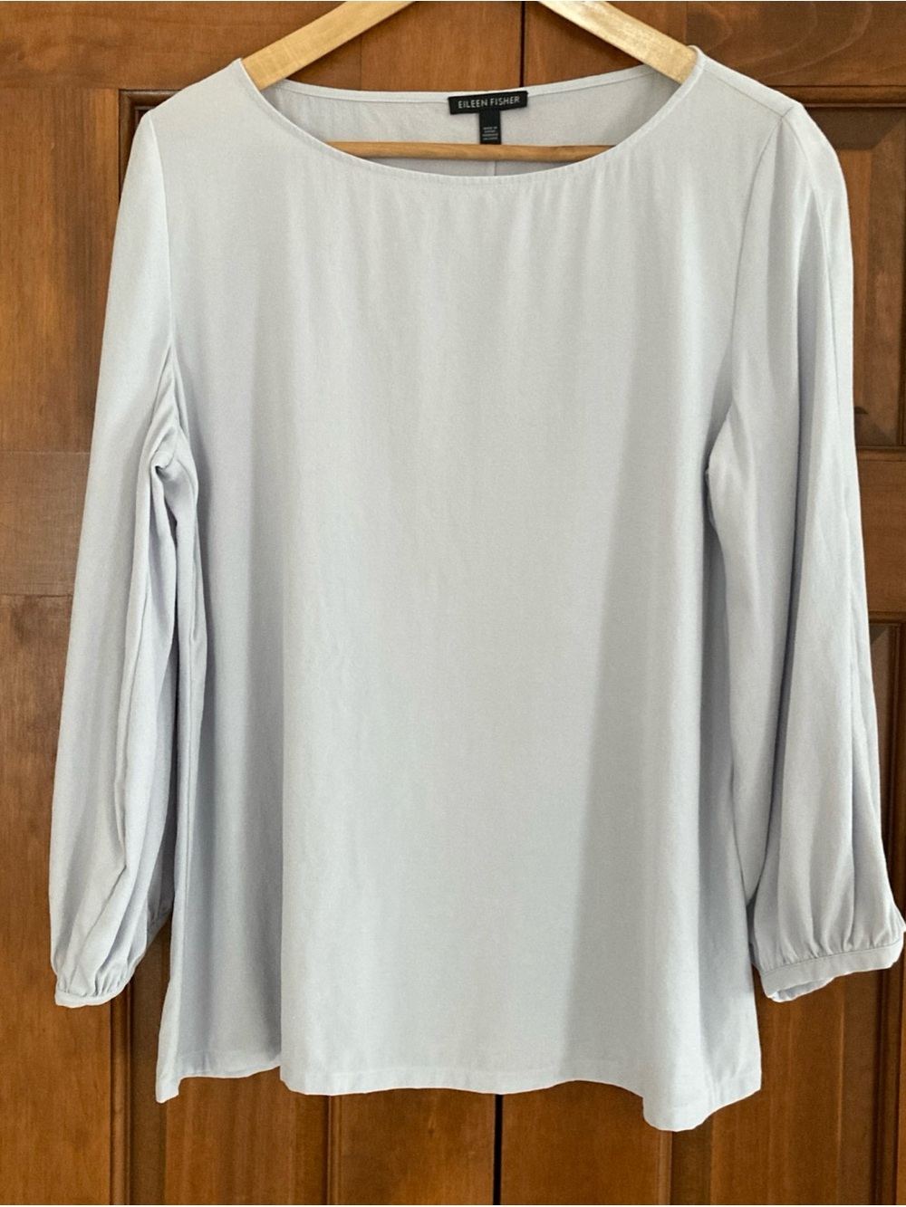 Eileen Fisher Pale Blue 3/4 Sleeve Blouse top 100% silk Women’s size small